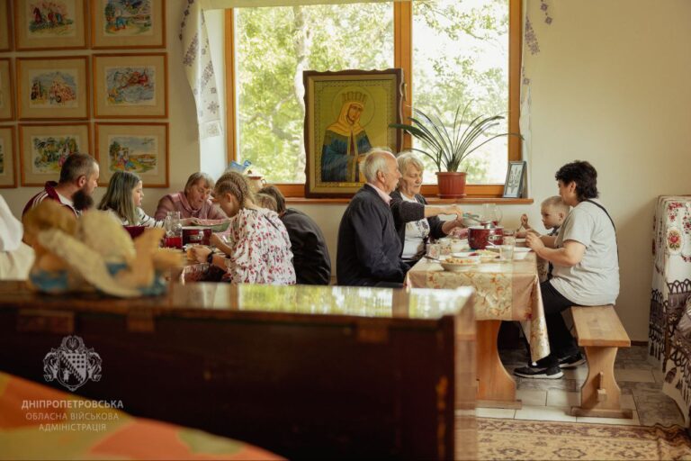 Незламні люди прифронтової Синельниківщини
