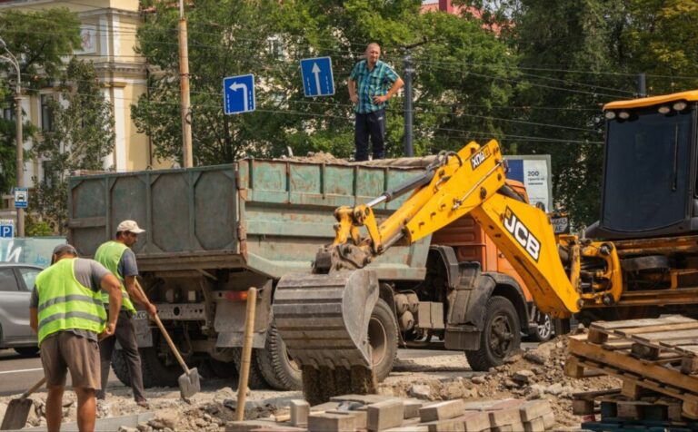 «Рух без бар’єрів»: Дніпро серед пілотних міст України, де створюють комфортні маршрути