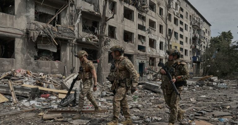 У Генштабі розповіли про бої в Покровську та Мирнограді