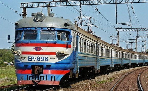 На Дніпропетровщині змінюють рух приміських поїздів