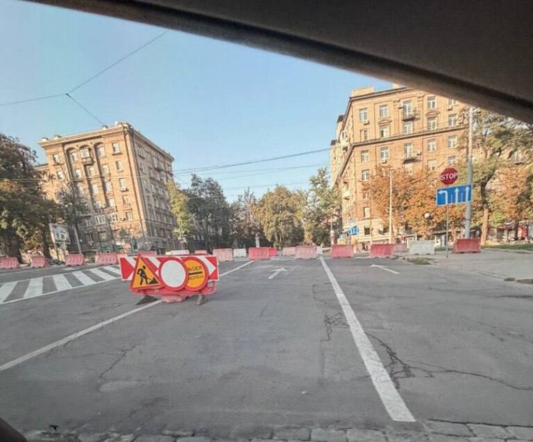 Ремонт трамвайних колій: у центрі Дніпра перекрили рух