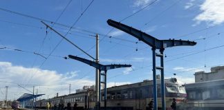 Трагедія у Дніпрі: люди стояли біля потяга попри попередження