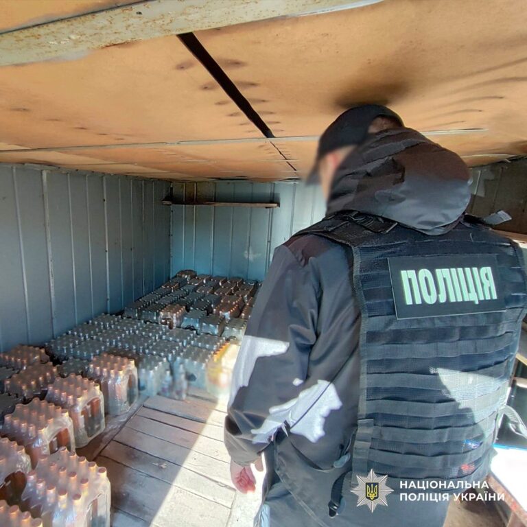 На Дніпропетровщині викрили виробництво безакцизного алкоголю
